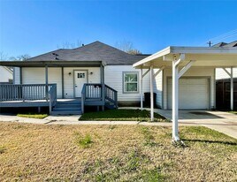 4504 Kingsbury St in Houston, TX - Building Photo