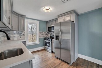 143 Chatterton Pkwy-Unit -2 in White Plains, NY - Building Photo - Building Photo