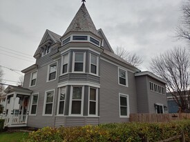 14 Maple St, Unit 2 in Hudson Falls, NY - Building Photo