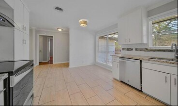 5002 Lamonte Ln in Houston, TX - Building Photo - Building Photo