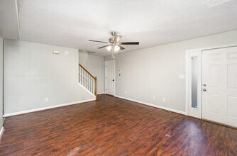 306 Alex Ln in Lexington, KY - Building Photo - Building Photo