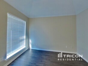 301 Heath St in Terrell, TX - Building Photo - Building Photo