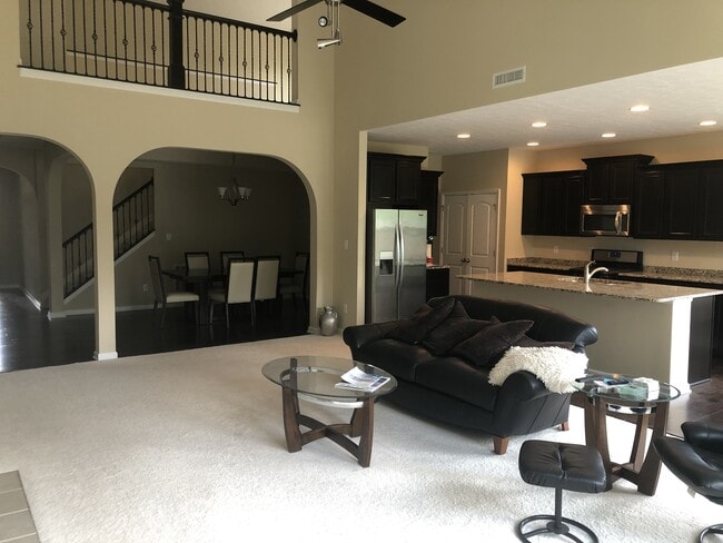 6581 W Black Tail Way in McCordsville, IN - Building Photo - Building Photo