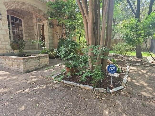 11305 Taylor Draper Ln