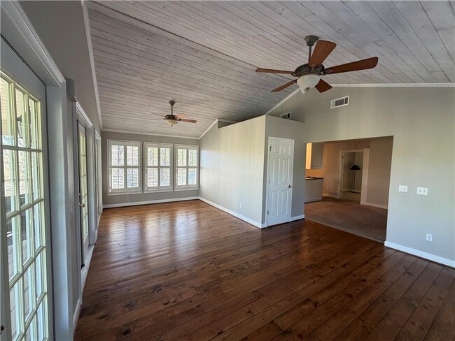 311 Deerwood Cir in Dahlonega, GA - Building Photo - Building Photo