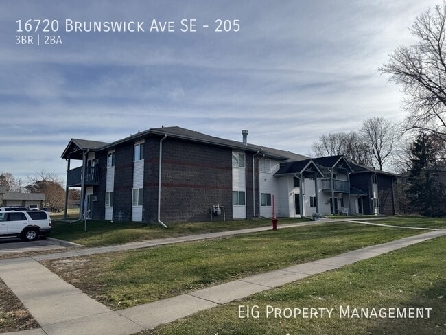 property at 16720 Brunswick Ave SE