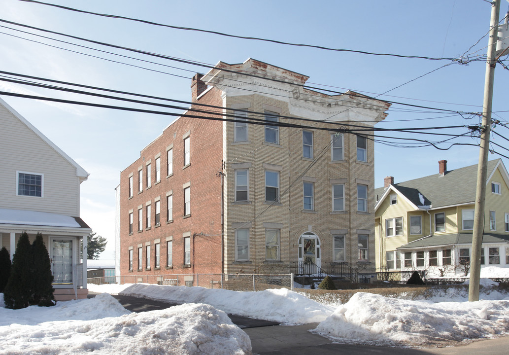 25 Eaton St in Hartford, CT - Building Photo