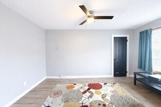 15 Charlotte St in Binghamton, NY - Building Photo - Building Photo