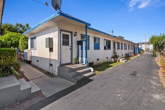 7826 Duchess Dr in Whittier, CA - Building Photo - Building Photo