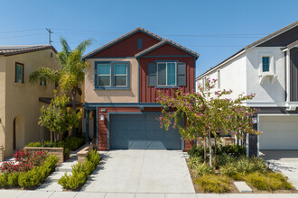 Monarch at the Preserve in Chino, CA - Building Photo - Building Photo