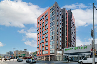 Navy Green in Brooklyn, NY - Foto de edificio - Building Photo