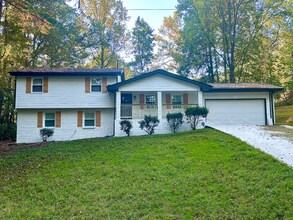 1939 Candace Ln SE in Atlanta, GA - Building Photo - Building Photo