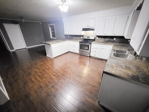 315 Eustis Ln in Hessmer, LA - Building Photo - Building Photo