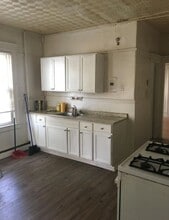 151 Smith St in Newark, NJ - Building Photo - Building Photo