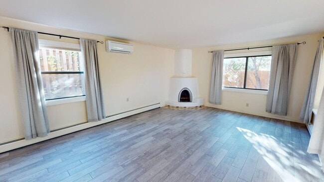 property at 948 Los Lovatos Rd