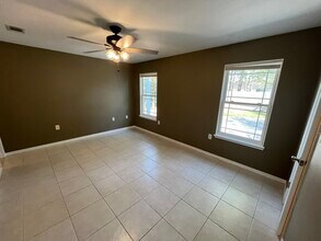 1423 Mixon Dr in Fort Walton Beach, FL - Building Photo - Building Photo