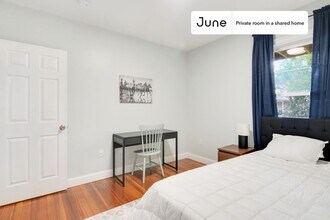 Room in Shared 4 bed/2 bath home in Boston, MA - Building Photo - Building Photo