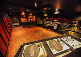 1799 Mission St in San Francisco, CA - Foto de edificio - Interior Photo