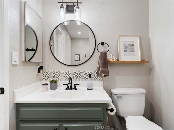 14405 Cerise Ave in Hawthorne, CA - Building Photo