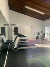 9460 Fontainebleau Blvd, Unit 428 in Miami, FL - Building Photo - Building Photo