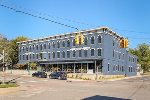 400 N River St in Ypsilanti, MI - Building Photo