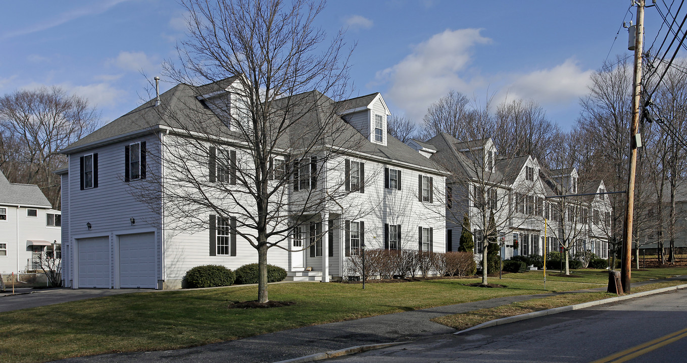 106-120 North Ave in Natick, MA - Building Photo