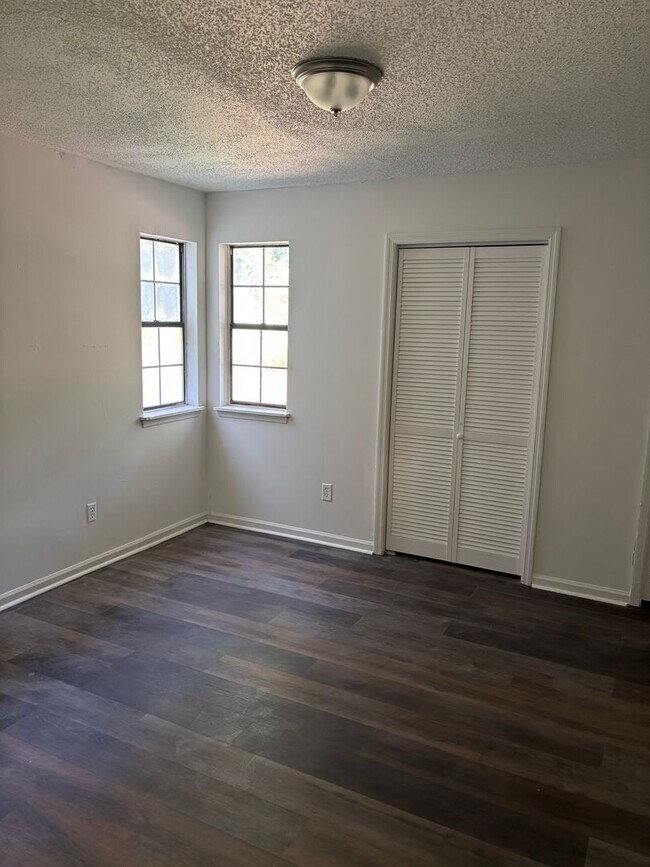 1229 Chee Ln in Tallahassee, FL - Building Photo - Building Photo