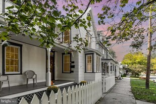 517 High St in Chestertown, MD - Building Photo