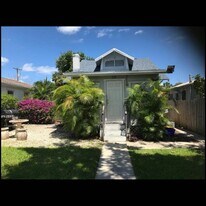 312 N J St, Unit 2 in Lake Worth, FL - Building Photo