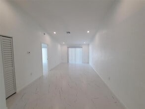 1873 Orange Blvd Way in Palm Harbor, FL - Building Photo - Building Photo