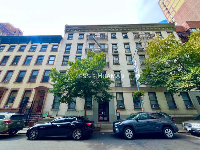 property at 130 E 24th St