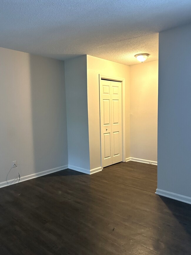 219 H Northpoint Avenue in High Point, NC - Building Photo - Building Photo