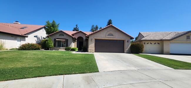 9704 Portland Rose Ave, Unit 9704 Portland Rose Ave
