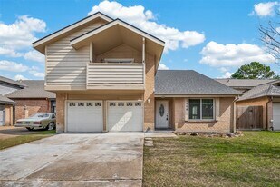 1806 Foxlake Dr in Houston, TX - Building Photo