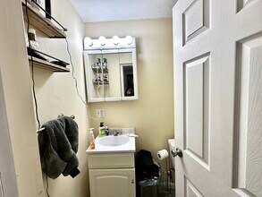 108 Myrtle St in Boston, MA - Building Photo - Building Photo