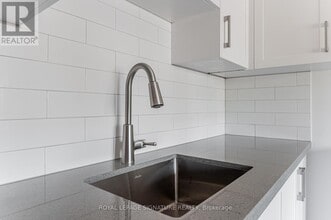 388 Palmerston Blvd in Toronto, ON - Building Photo - Building Photo