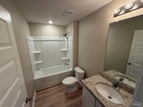 4041 Whitetail Ln in Pensacola, FL - Building Photo - Building Photo
