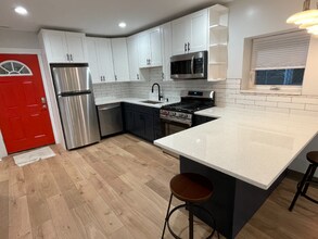 4037 N St Louis Ave in Chicago, IL - Building Photo - Building Photo