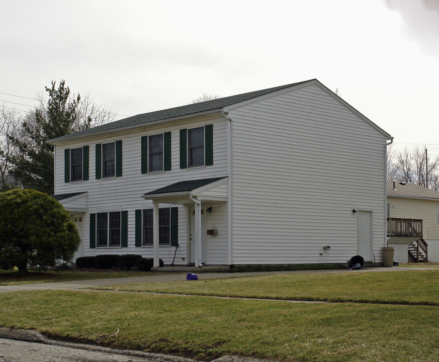 332-334 Delaware Ave in Lorain, OH - Foto de edificio