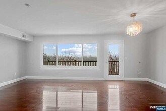 7400 JFK Blvd E in North Bergen, NJ - Building Photo - Building Photo