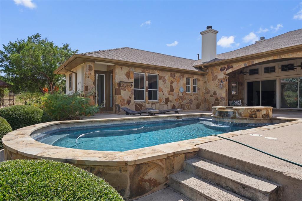 15086 Barrie Dr in Austin, TX - Building Photo