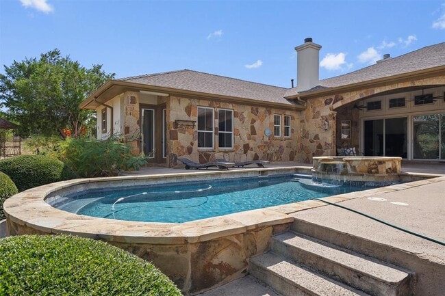 property at 15086 Barrie Dr
