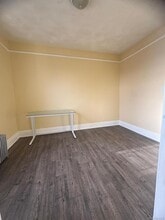 141 Voss Ave in Yonkers, NY - Building Photo - Building Photo