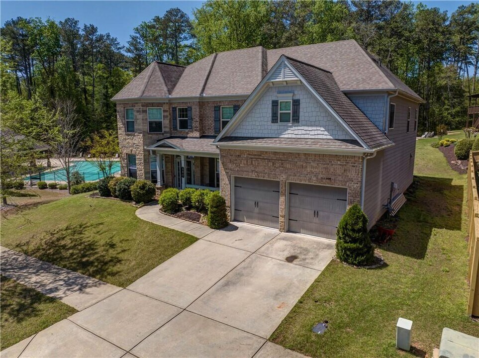 302 Herrington Ct in Woodstock, GA - Building Photo