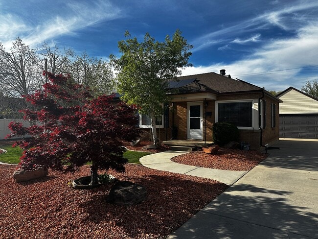 2019 E Lambourne Ave in Salt Lake City, UT - Building Photo - Building Photo