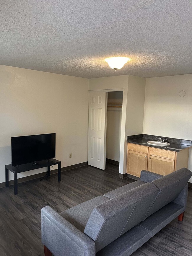 1555 NE Merman Dr in Pullman, WA - Building Photo - Building Photo