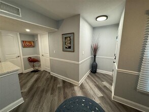 3680 42nd Way S in St. Petersburg, FL - Building Photo - Building Photo