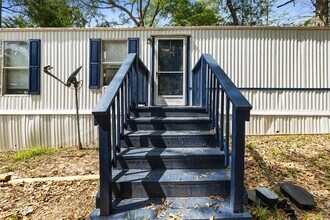 184 Lions Cir in Onalaska, TX - Building Photo - Building Photo