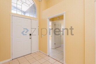 1250 Timber Trace Dr in Zephyrhills, FL - Building Photo - Building Photo