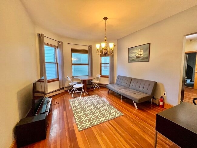 558 Washington St in Boston, MA - Building Photo - Building Photo